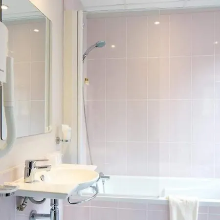 Ours Blanc - Wilson Hotell Toulouse