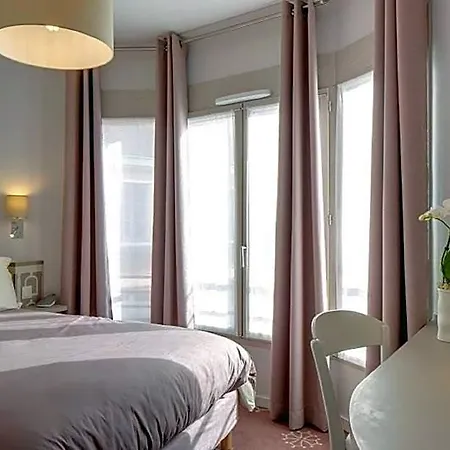 Hotel Ours Blanc - Wilson 4*