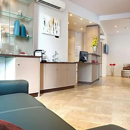 Hotel Ours Blanc - Wilson 4*