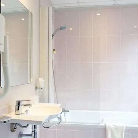 Ours Blanc - Wilson Hotell Toulouse