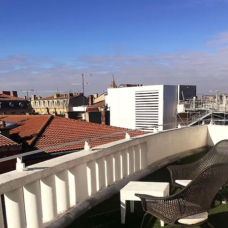 Ours Blanc - Wilson Hotell Toulouse