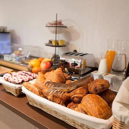 Ours Blanc - Wilson Hotel Toulouse