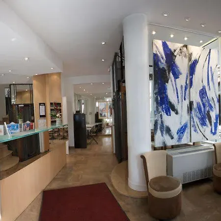 Ours Blanc - Wilson 4* Тулуза