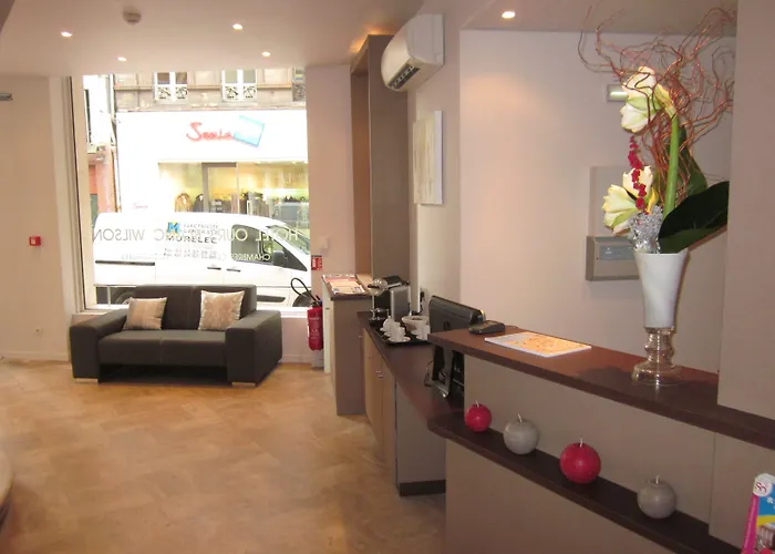 ホテル Ours Blanc - Wilson 4*