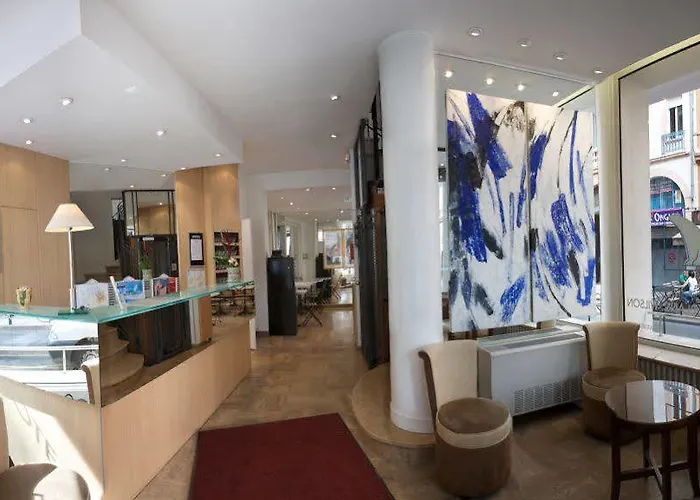 Ours Blanc - Wilson 4* Toulouse