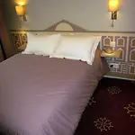Hotel Ours Blanc - Wilson 4*