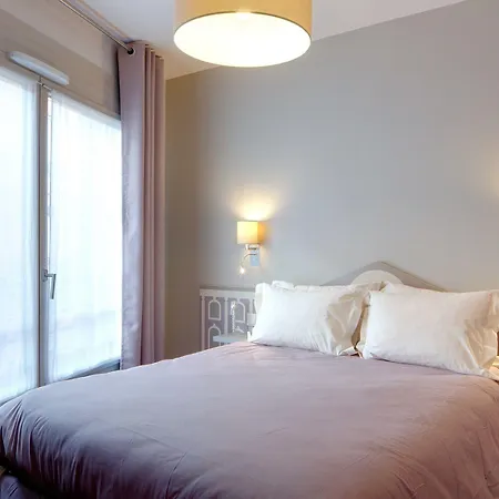 Ours Blanc - Wilson Hotel